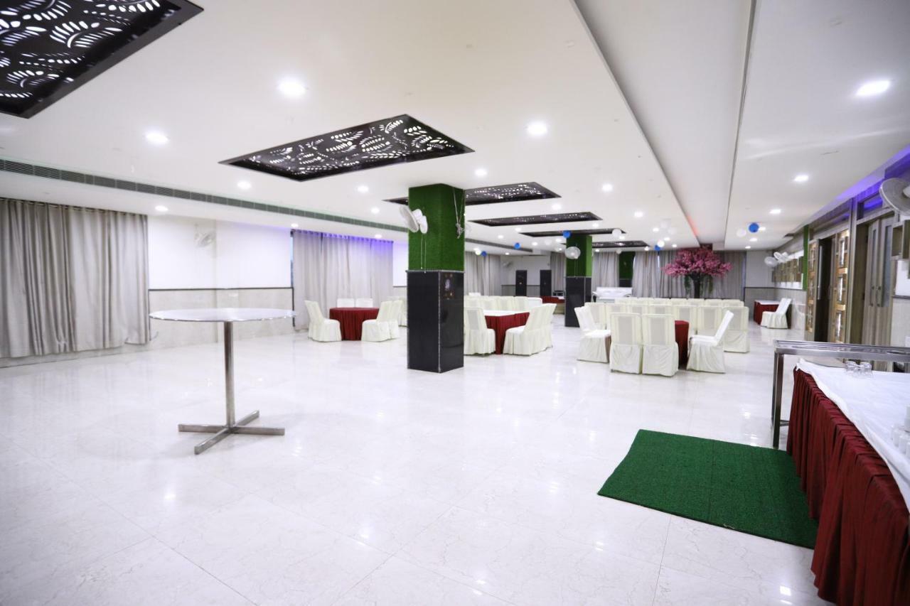 Diwan Hotel And Restaurant Surkhi Exterior foto